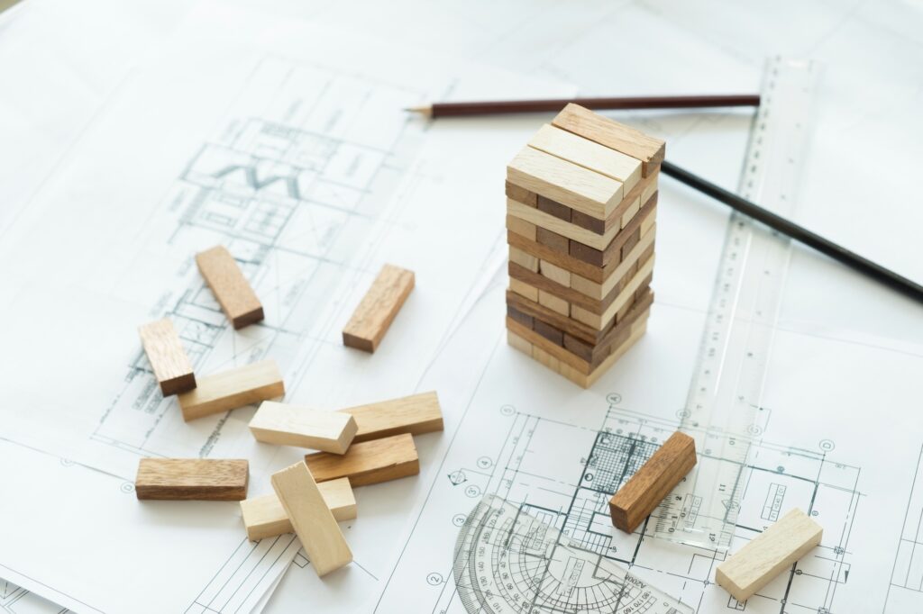 Planning, risk and strategy of project management in business